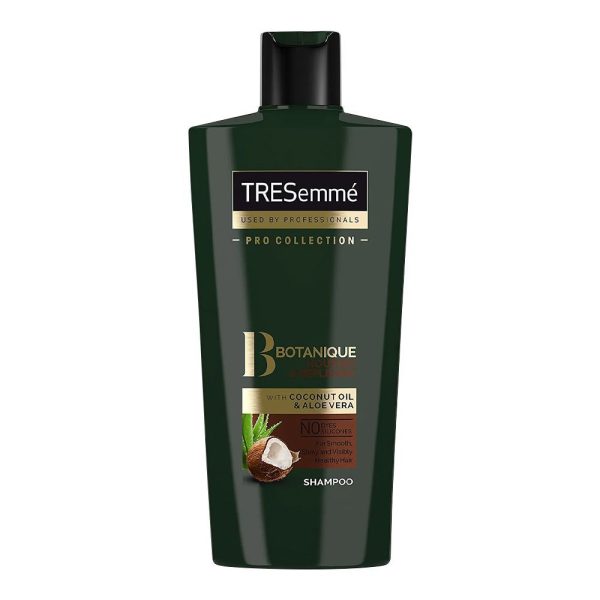 Tresemme Botanique Nourish & Replenish Coconut Oil & Aloe Vera Shampoo, 360ml