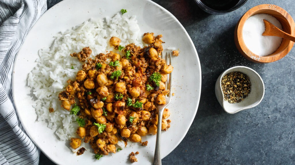 Lentils and Chickpeas: The Heart of Ramadan Cuisine