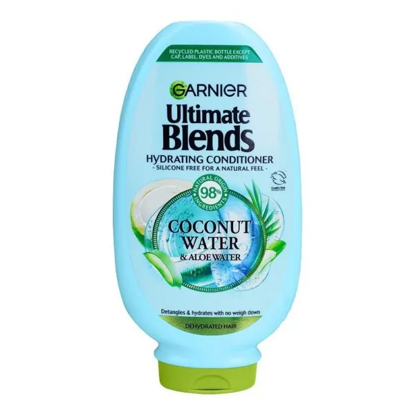 Garnier Coconut Water Conditioner 400ml, enriched with coconut water and aloe vera, hydrates and softens dry hair for a smooth, shiny finish.