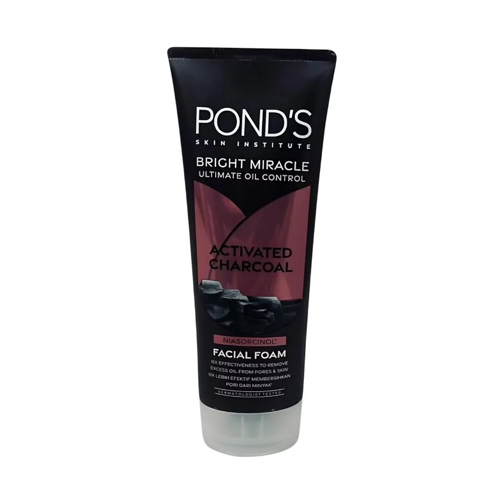 Pond'S Activated Charcoal Facial Foam - Deep Cleansing Face Wash With Activated Charcoal And Vitamin B3.